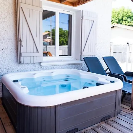 Maison Ambre☆ Piscine Chauffee & Jacuzzi Prives☆☆☆ Tatil Evi *